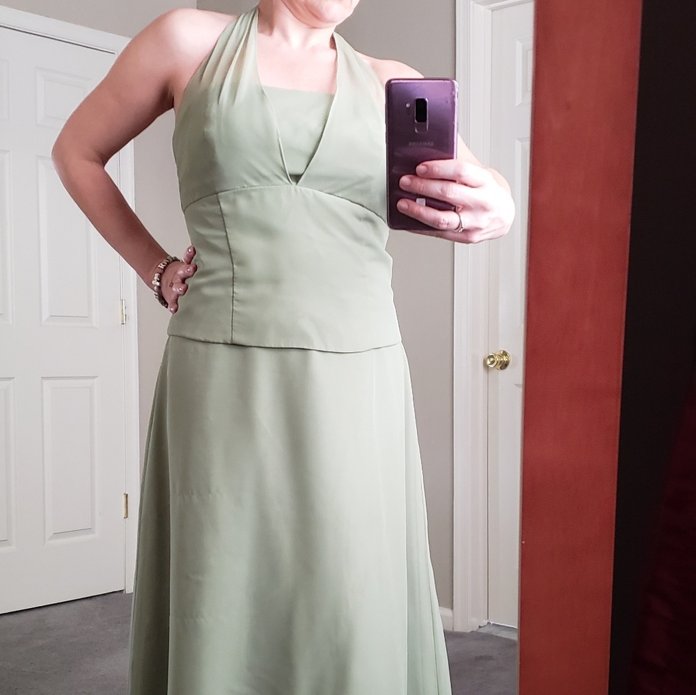 Bridesmaid gown by Jordan